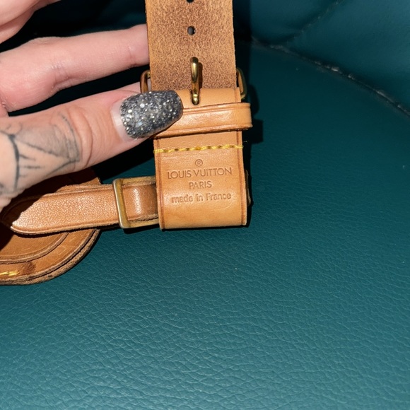 Louis Vuitton Name Tag - Picture 4 of 4